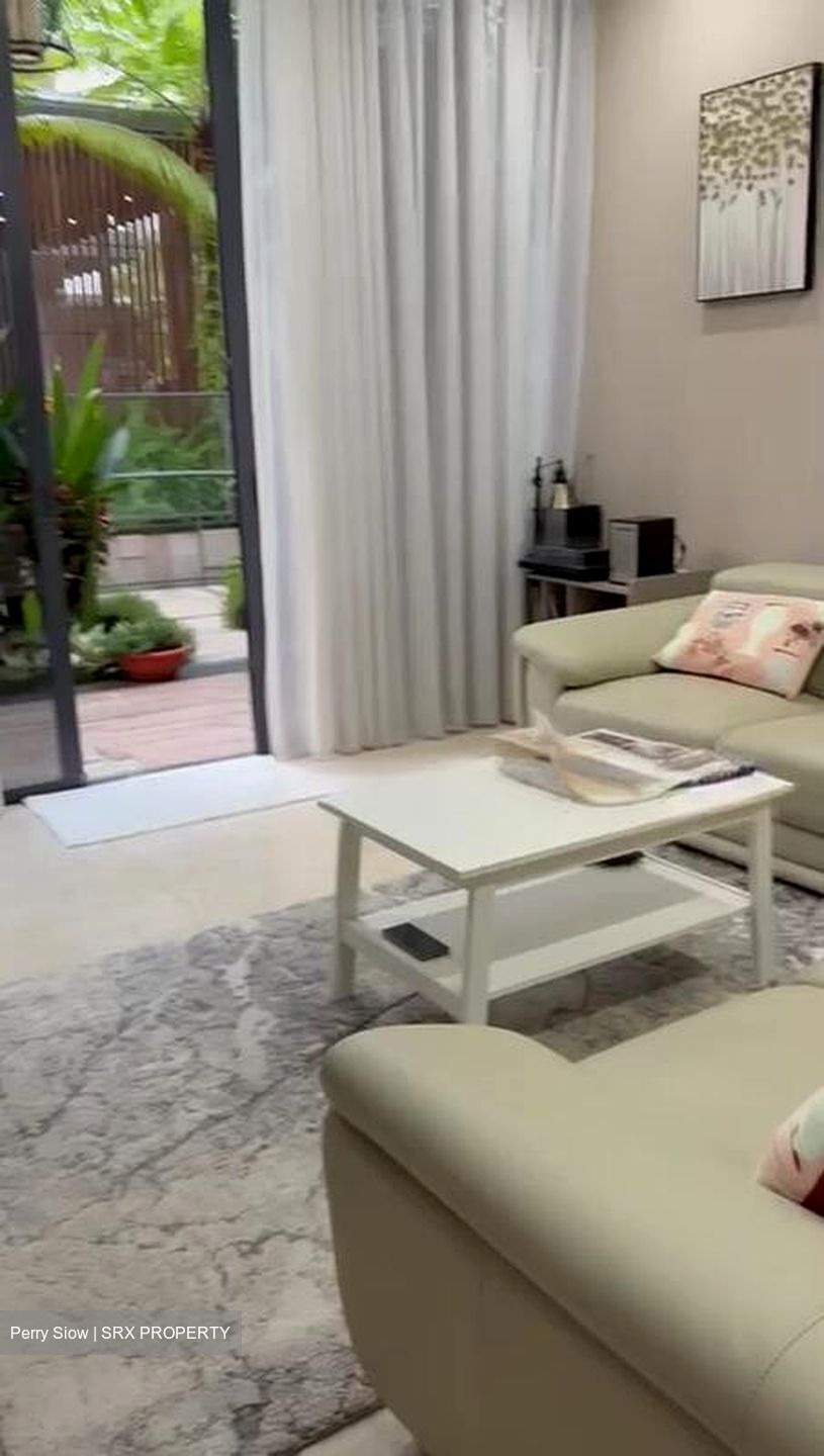 Sunrise Avenue (D28), Terrace #498112921